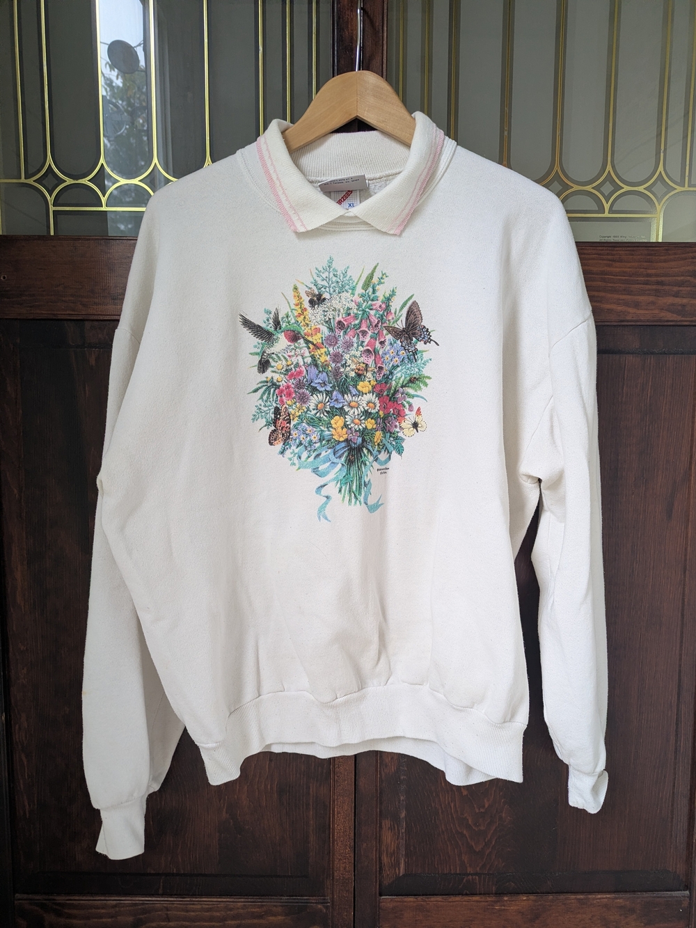 Cream Grannycore Cottagecore Floral Bouquet Graphic Pullover Sweater